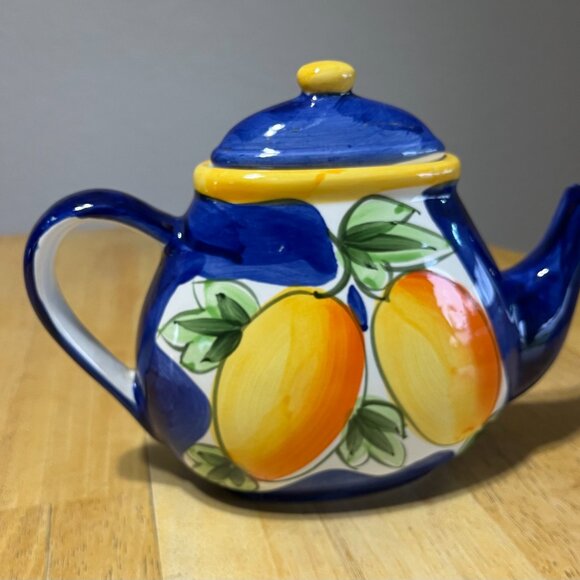 California Pantry Teapot with lid - Picture 3 of 9